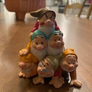 Vintage Walt Disney Snow White Dwarfs Pyramid Figurine